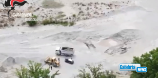 VIDEO-Operazione ‘Golden River’: Traffico di materiale inerte, cinque misure cautelari nel reggino