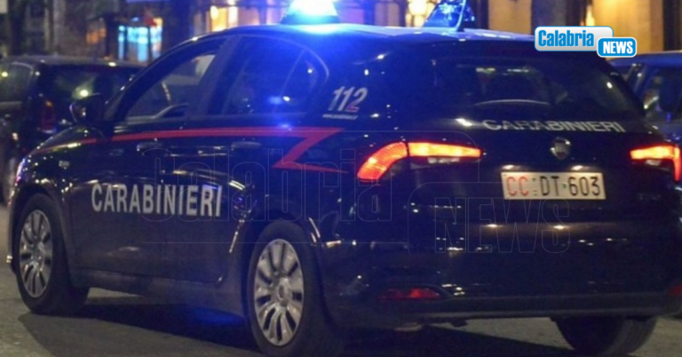 Crotone, urta con bici elettrica sul lungomare bimba di 9 anni: Scoppia rissa, tre arresti dei Carabinieri