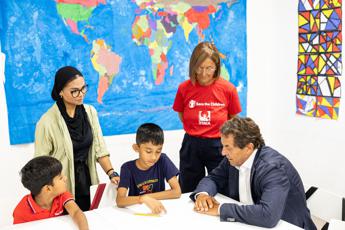 Infanzia, Ovs e Save the Children al ‘Punto luce’ di Marghera: ‘dispersione scolastica raggiunge 21,7%’