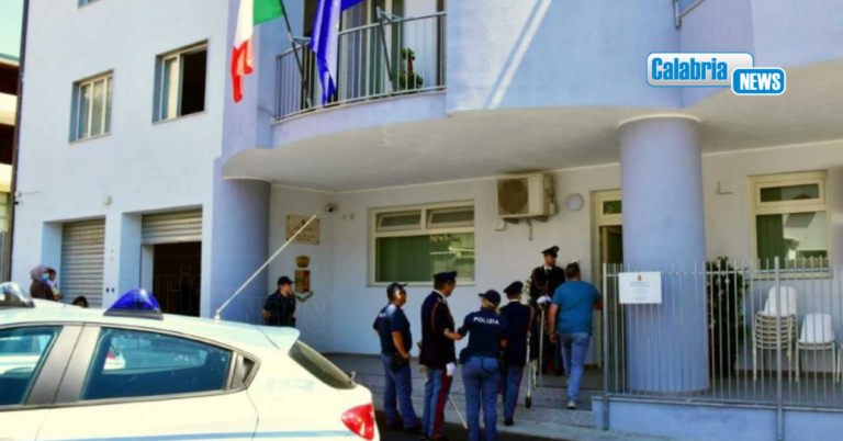Castrovillari, detenzione e spaccio droga: Tre arresti e due obblighi di dimora. Altri 10 soggetti indagati