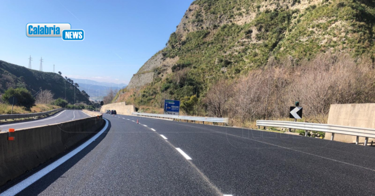 Lavori nella galleria “Sansinato”, da mercoledì 8 luglio limitazioni al traffico in direzione Lamezia Terme