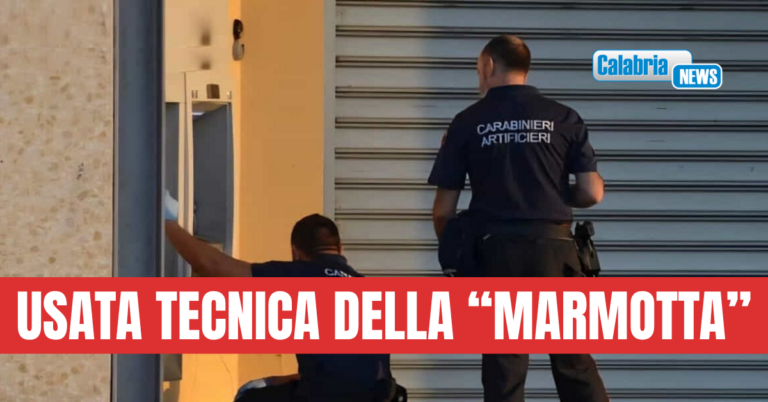 Assalto notturno al bancomat di Varapodio, il secondo in pochi giorni nella Piana di Gioia Tauro