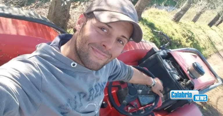 Tragedia sul lavoro nel Reggino: cric cede mentre ripara un’auto, morto schiacciato meccanico 31enne