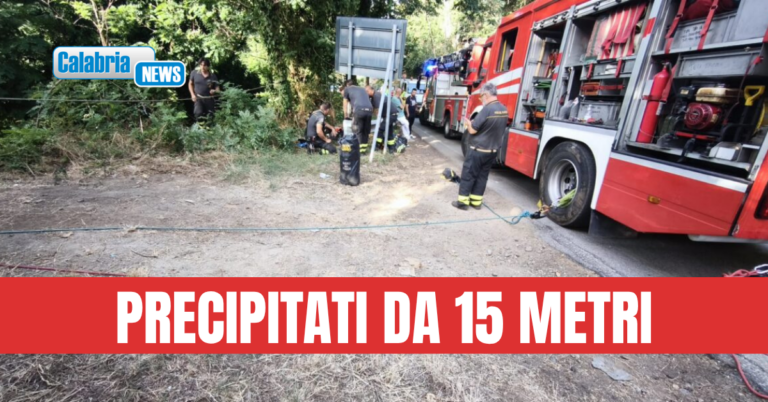Tragedia nella notte in Aspromonte, due giovani cadono in un dirupo: muore 24enne, ferito l’amico
