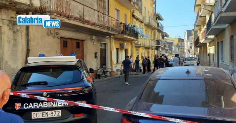 Cutro, 21enne ucciso a colpi di pistola: è caccia all’assassino, si tratta di un 35enne del posto