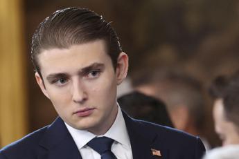 “Uccidiamo Barron Trump”, Iran mette taglia da 10 milioni sul figlio del presidente Usa