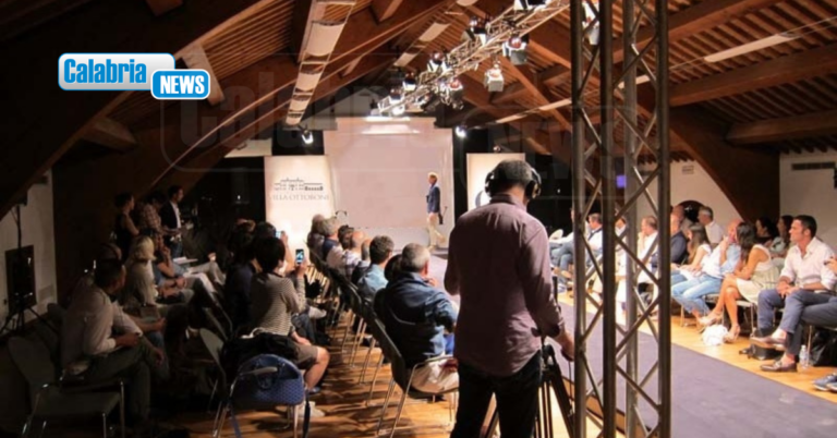 Gestire un evento di moda: dal concept creativo al backstage durante la Fashion Week