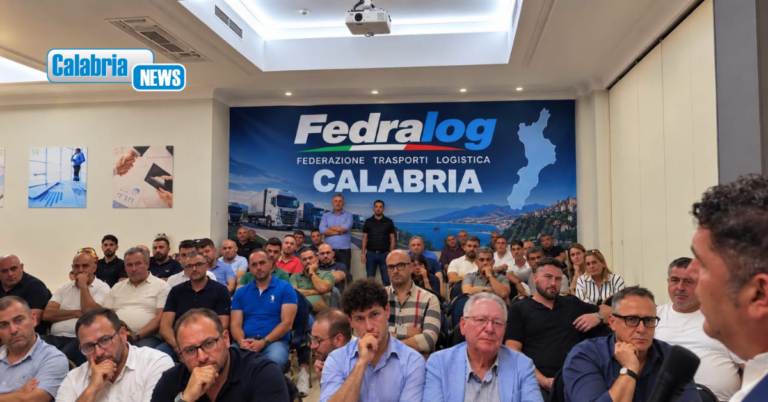 Caro carburante, Fedralog annuncia: Dal 9 ottobre fermo dell’autotrasporto in Calabria