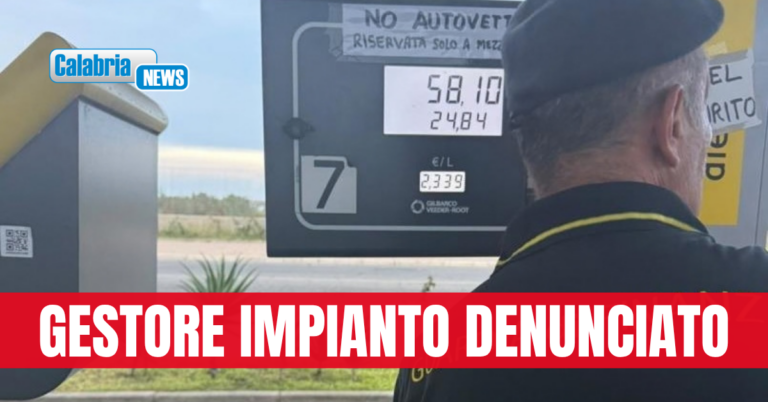 VIDEO-Crotone, gasolio contaminato dall’acqua: sequestrate due cisterne e otto colonnine
