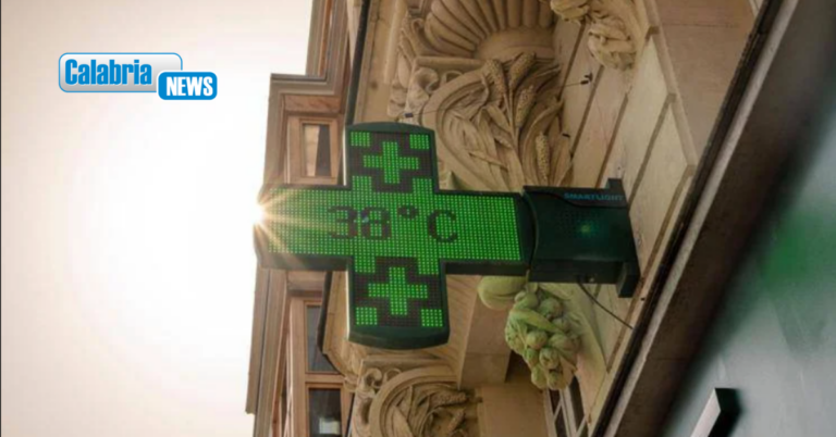 Giorni contati per il caldo record in Italia, ultima fiammata poi il ribaltone: il meteo