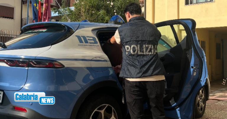 Crotone, giovane turista denuncia una violenza sessuale: arrestato “buttafuori” di una discoteca cittadina