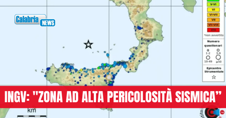 Sciame sismico al largo delle Isole Eolie: solo oggi oltre 40 scosse, le più forti avvertite anche in Calabria