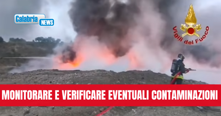 Incendio discarica Pianopoli, Legambiente chiede monitoraggi e accurate indagini sulle cause del rogo