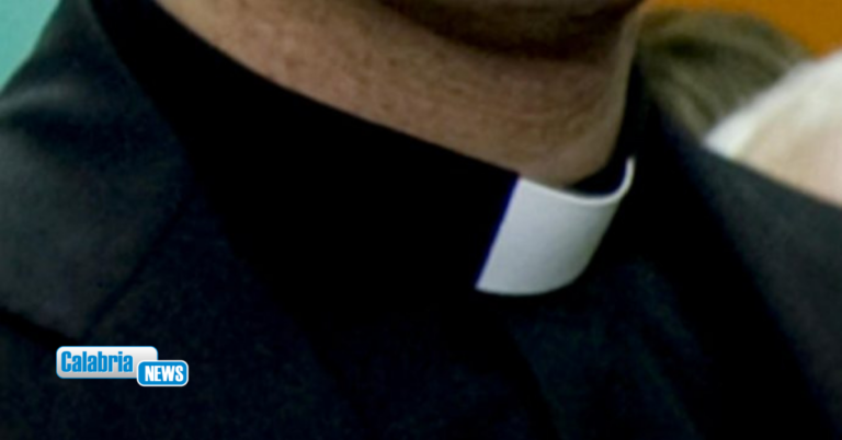Maltrattamenti, sacerdote della diocesi di Locri-Gerace arrestato e posto ai domiciliari